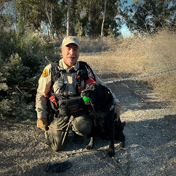 Mateo Toribio and "Mac", certified trailing