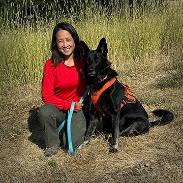 Jennifer Yeh and "Oaky", certified trailing